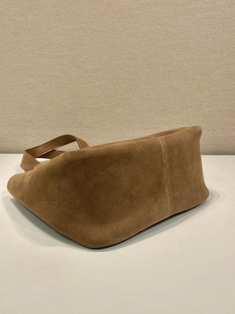 Pra*a bucket bags